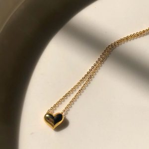 minimal heart pendant